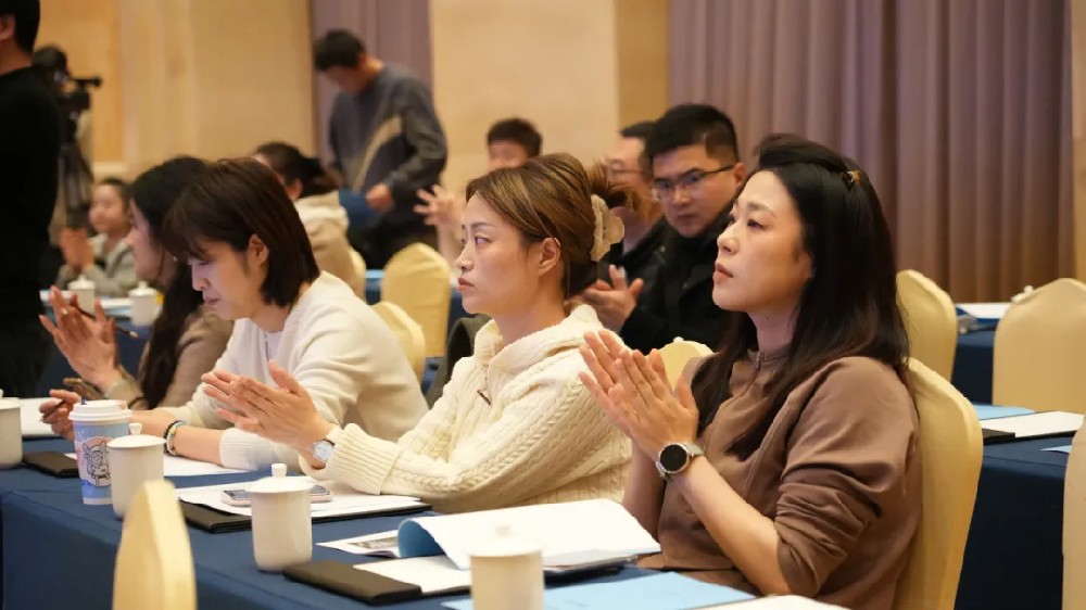 合肥海洋世界三期項(xiàng)目建設(shè)新聞發(fā)布會(huì)：?jiǎn)⒛晃邓{(lán)盛景，共繪夢(mèng)幻海洋新篇章！